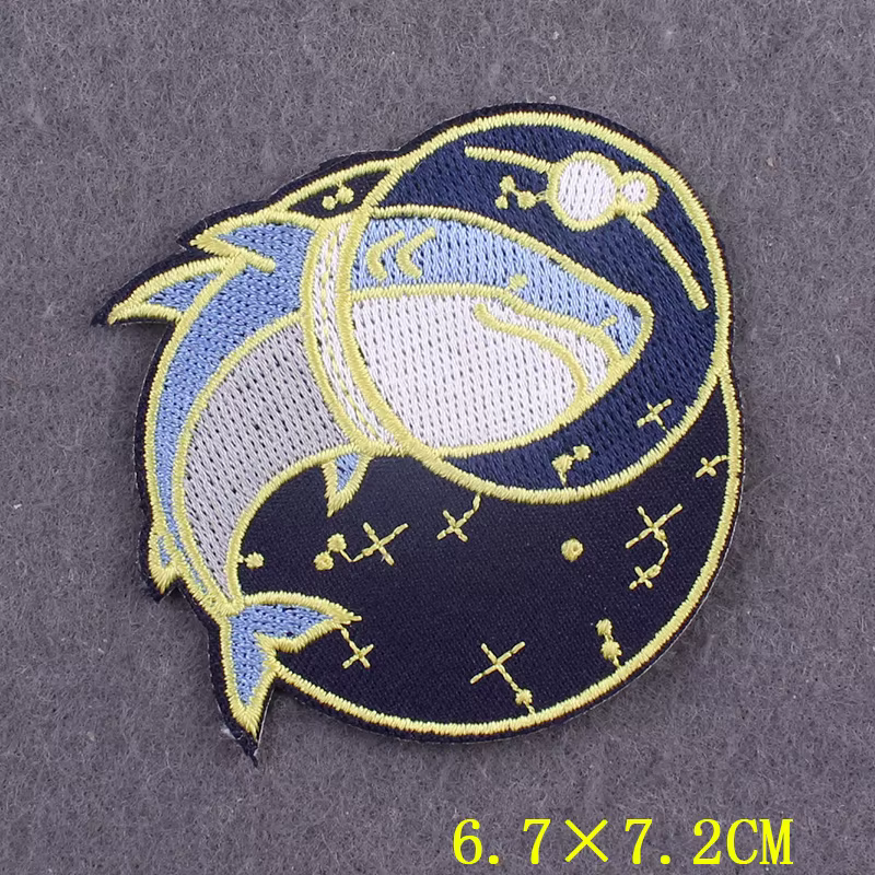 Parche termoadhesivo alien rayas planeta para mochila y ropa - imagen 3