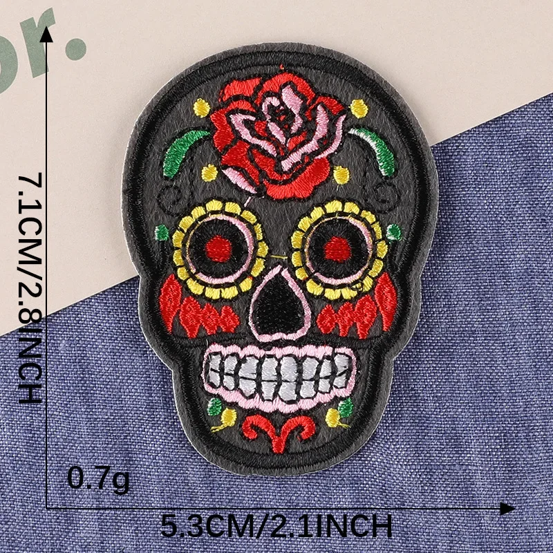 Parche bordado calavera mexicana – Diseño termoadhesivo punk para ropa - imagen 5