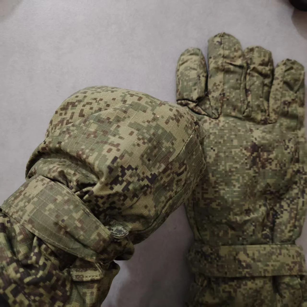 Guantes tácticos camuflaje EMR térmicos de invierno, antiviento - imagen 4