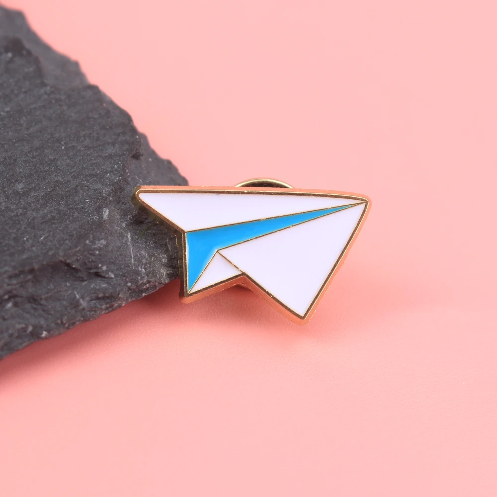 Pin de solapa de metal vintage blanco y azul estilo occidental - imagen 2