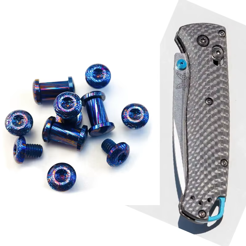 Cuchillo Bugout 5335 con tornillos titanio y remache husillo