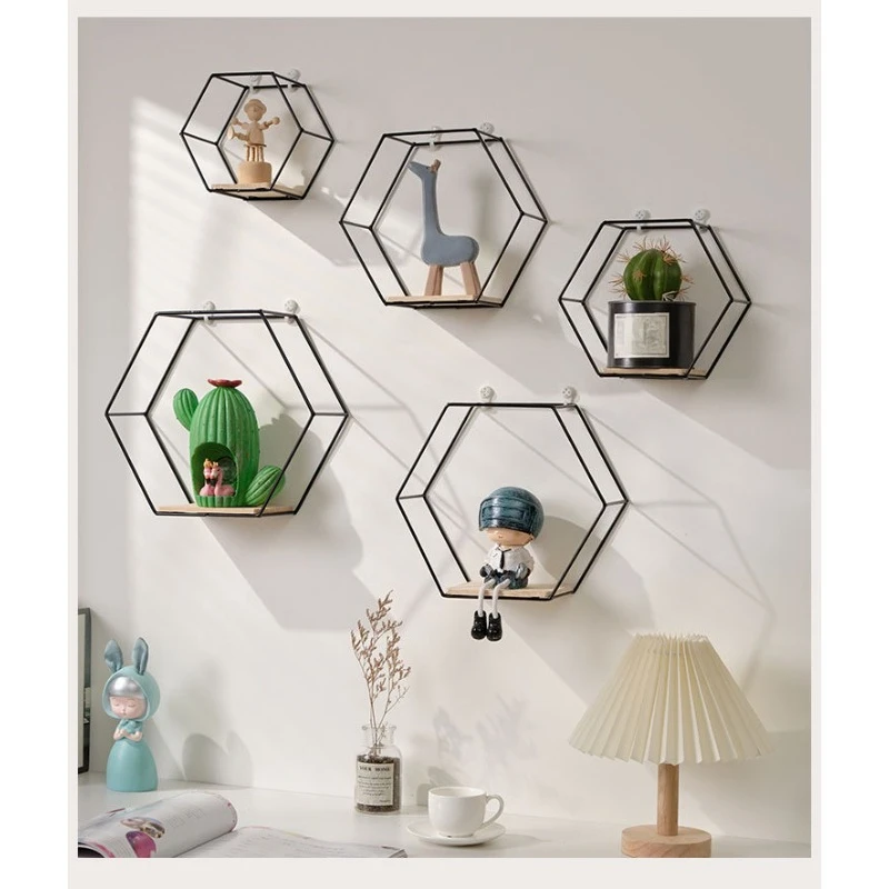 Estantes para organizar figuras y objetos