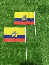 Bandera de mano de Ecuador 21x14 cm con poste plástico para deporte