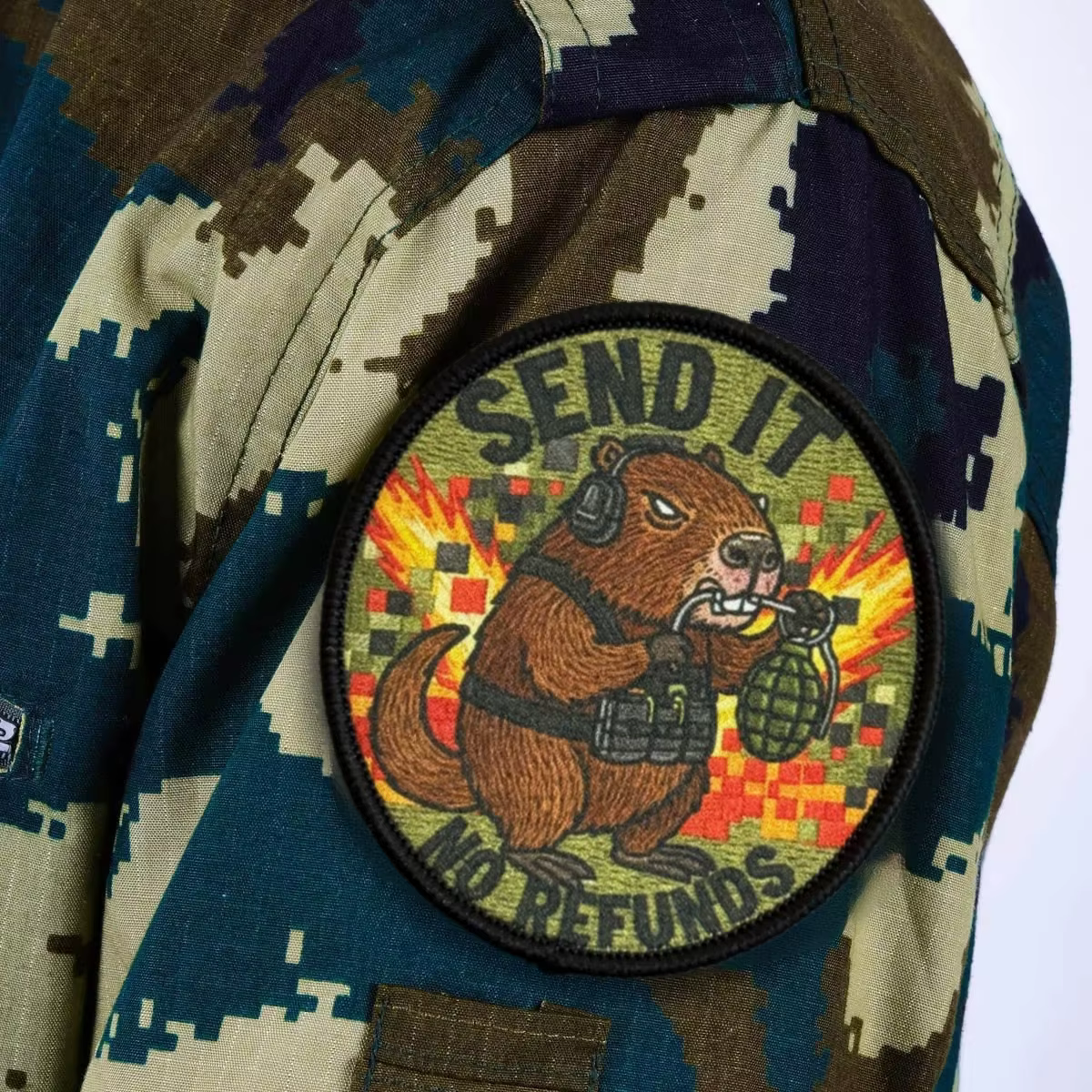 Parche táctico con diseño para fijación sobre velcro