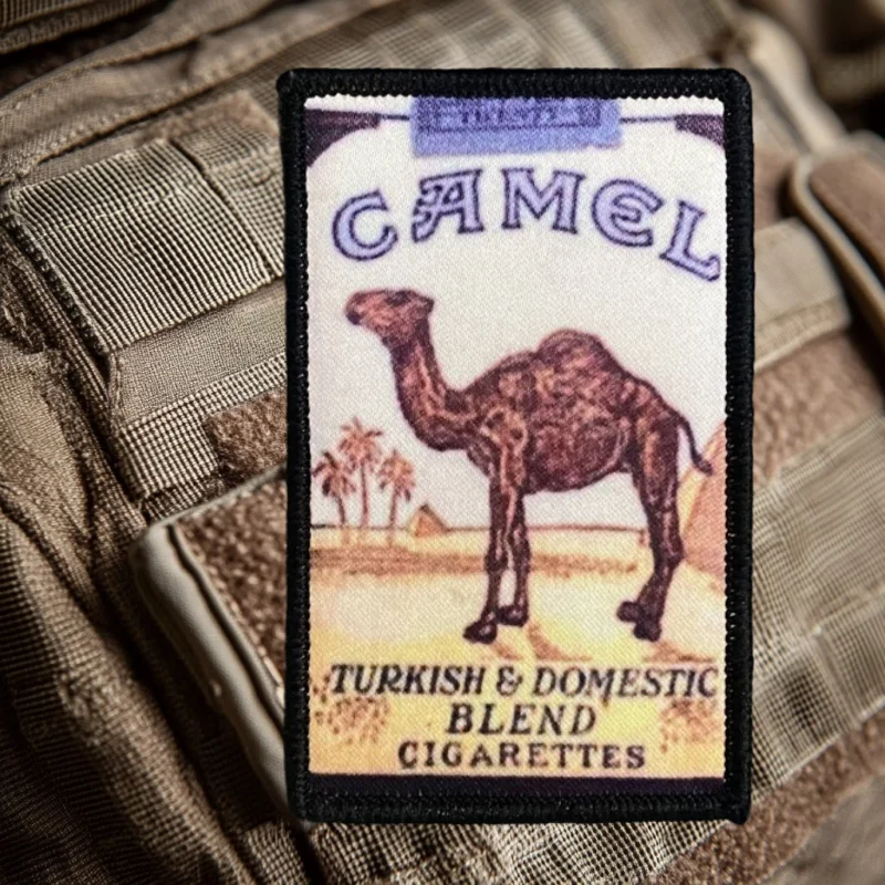 Camel Retro Parche táctico con velcro para mochila - imagen 2
