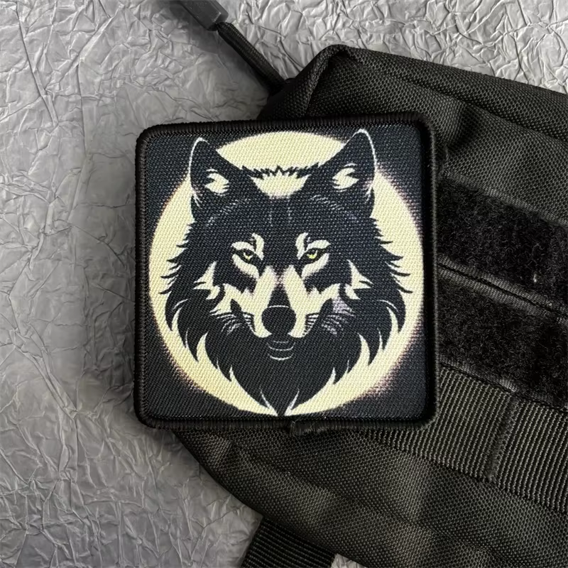 Parche lobo 2