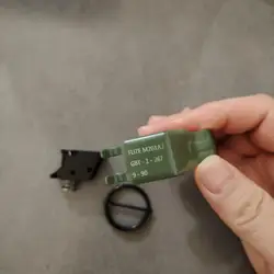 Accesorio para maqueta militar: depósito con anilla de extracción