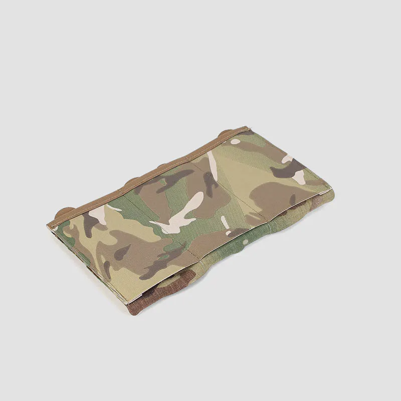 Sistema Molle y puertos de carga