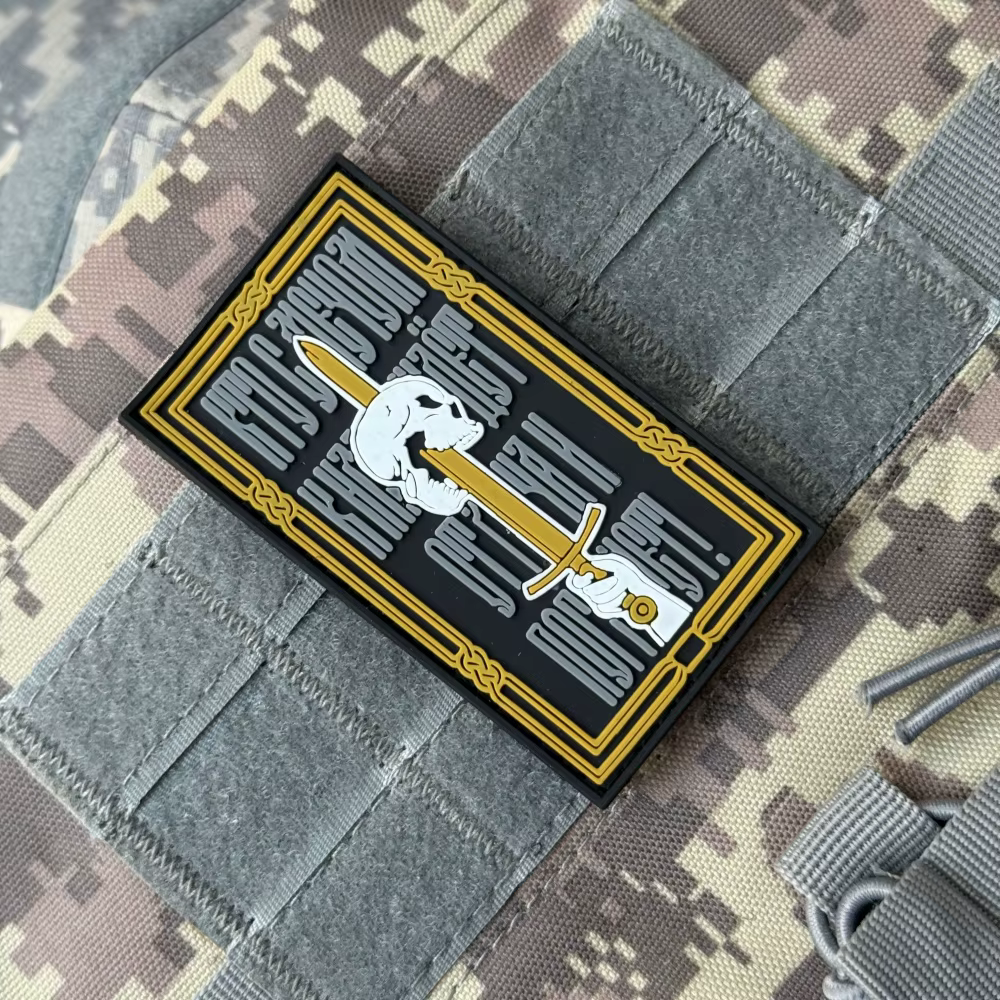 Parche táctico militar PVC con frase para velcro – personalizado - imagen 3