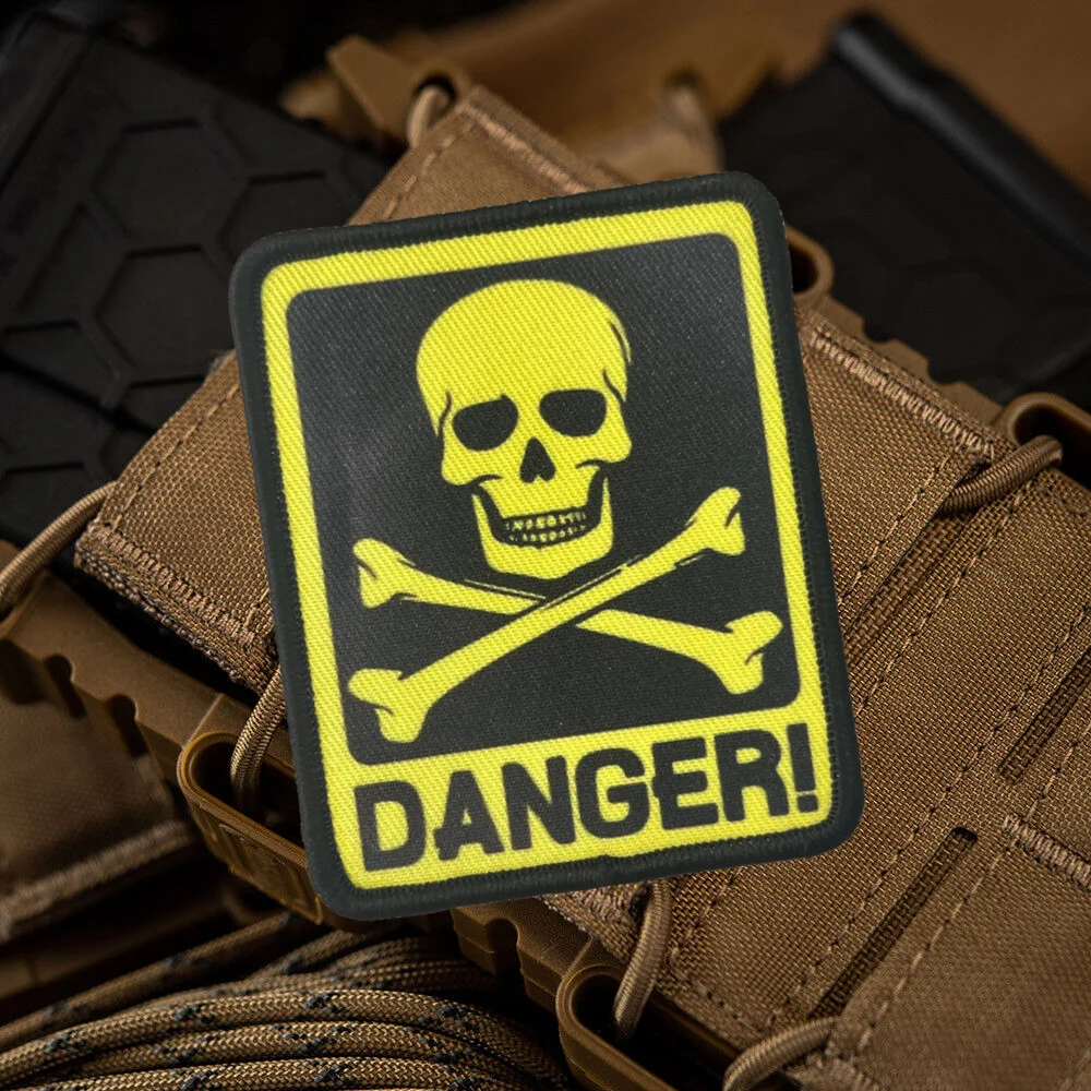 Diseño calavera DANGER close-up