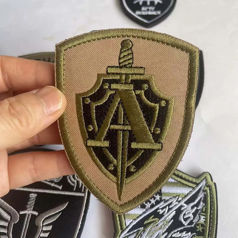 Parche bordado táctico emblema Alfa Bandera rusa para MOLLE - imagen 4