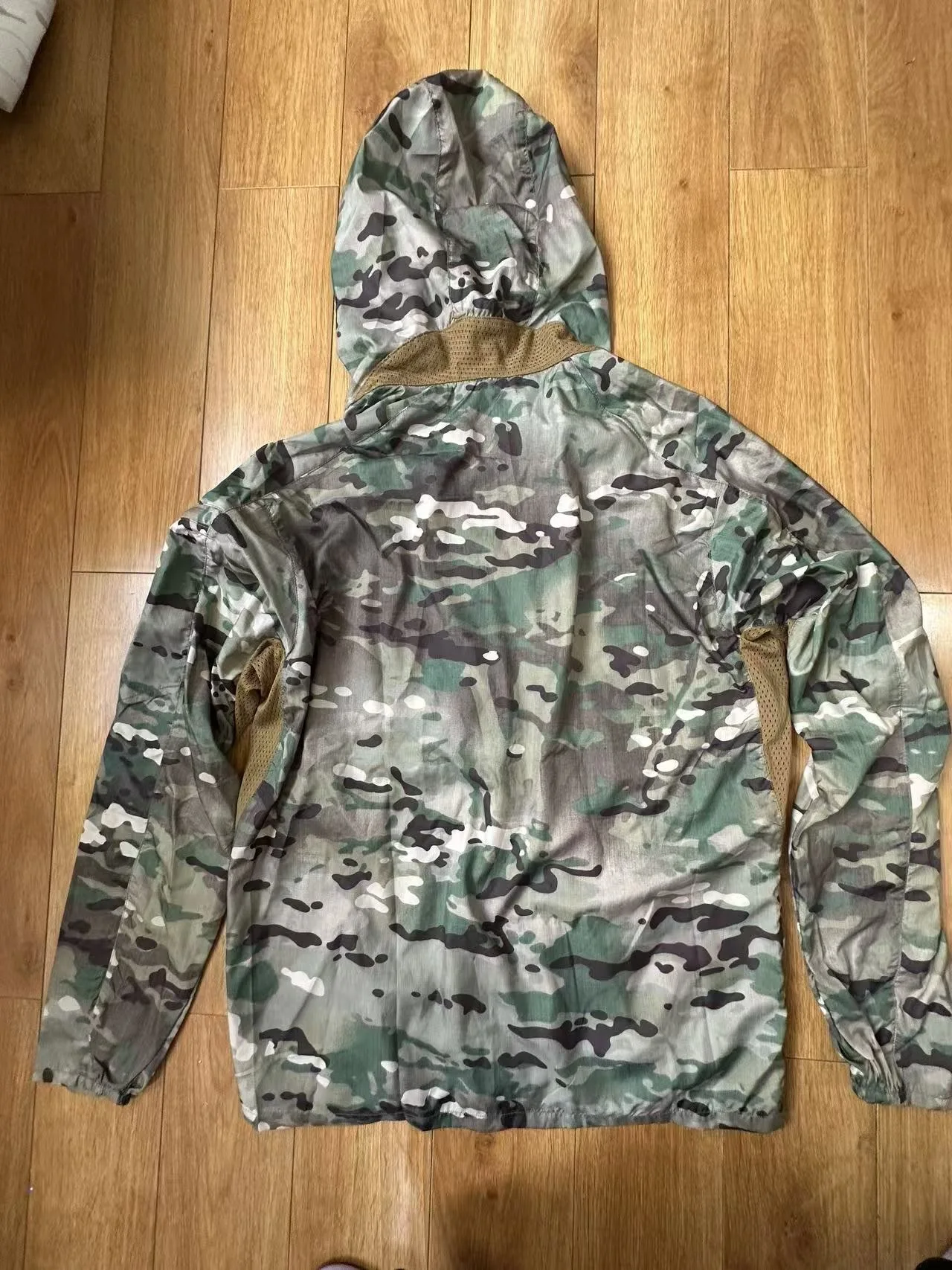 Camiseta protección UV outdoor para actividades al aire libre - imagen 4