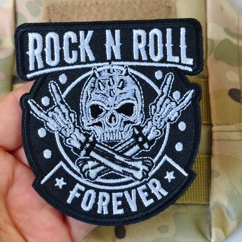 Parche táctico bordado calavera punk con gancho y bucle para mochila - imagen 3