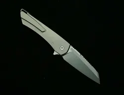 Cuchillo plegable Mojave EDC multifuncional con mango de titanio