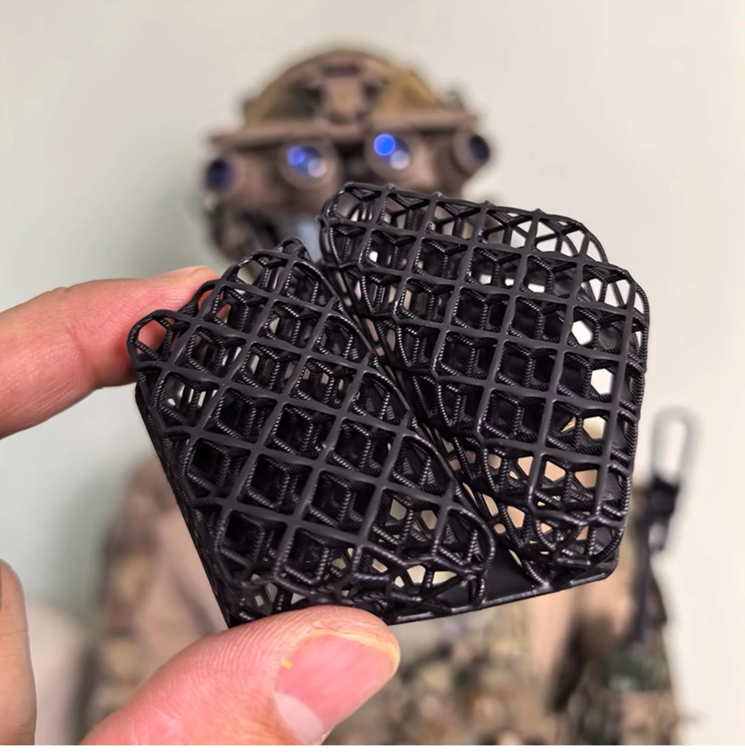 Forro de casco panal polímero impresión 3D amortiguación transpirable - imagen 4