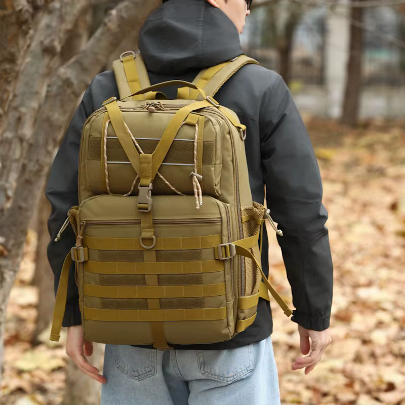 Mochila táctica impermeable multifuncional de alta capacidad asalto