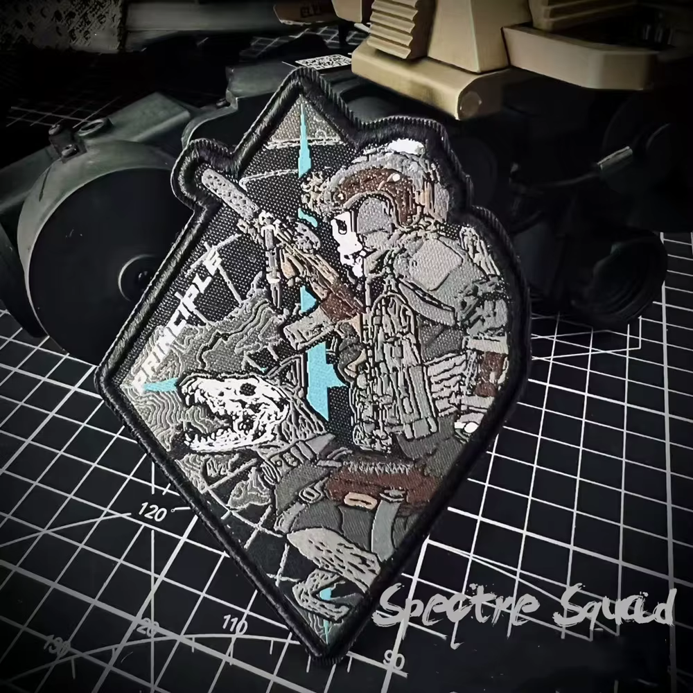 Detalle bordado Ghost Team K9