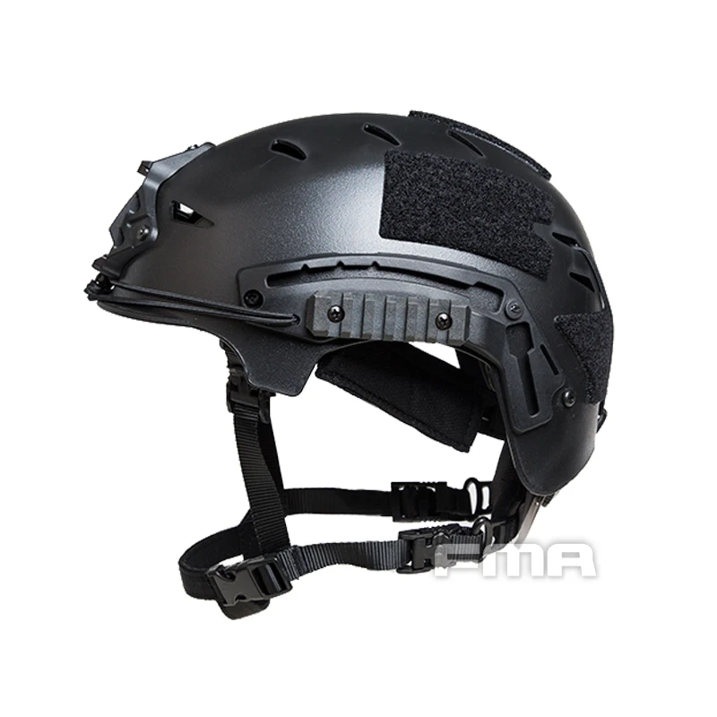Casco con parche velcro