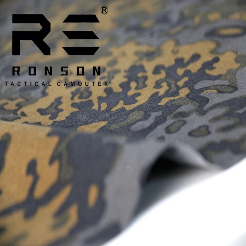 Textura y patrón de hojas de roble en tejido camuflado