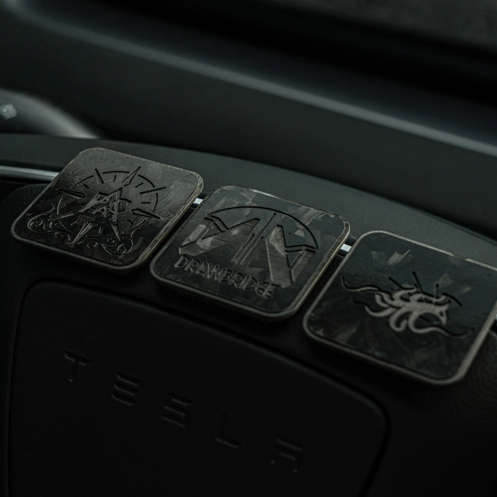 Death Stranding brazalete táctico con parche fibra de carbono - imagen 3