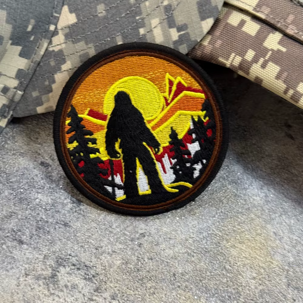 Parche táctico Morale Bigfoot bordado con velcro para uniforme - imagen 2