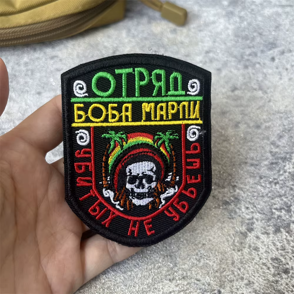Parche táctico Bob Marley – Insignia moral velcro para uniforme - imagen 4