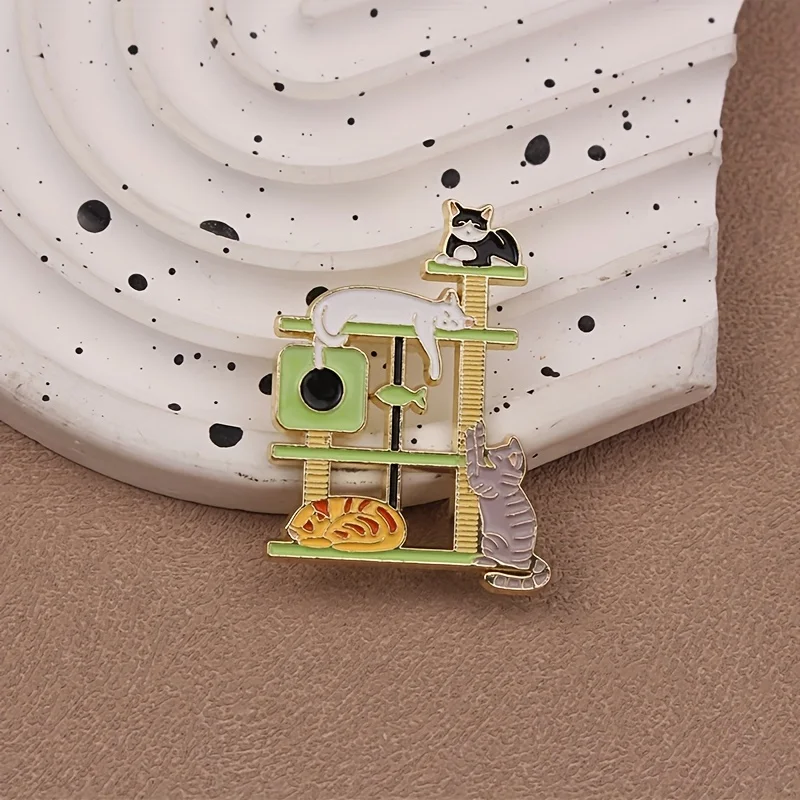 Broche metálico gato en árbol, compacto y lindo para traje