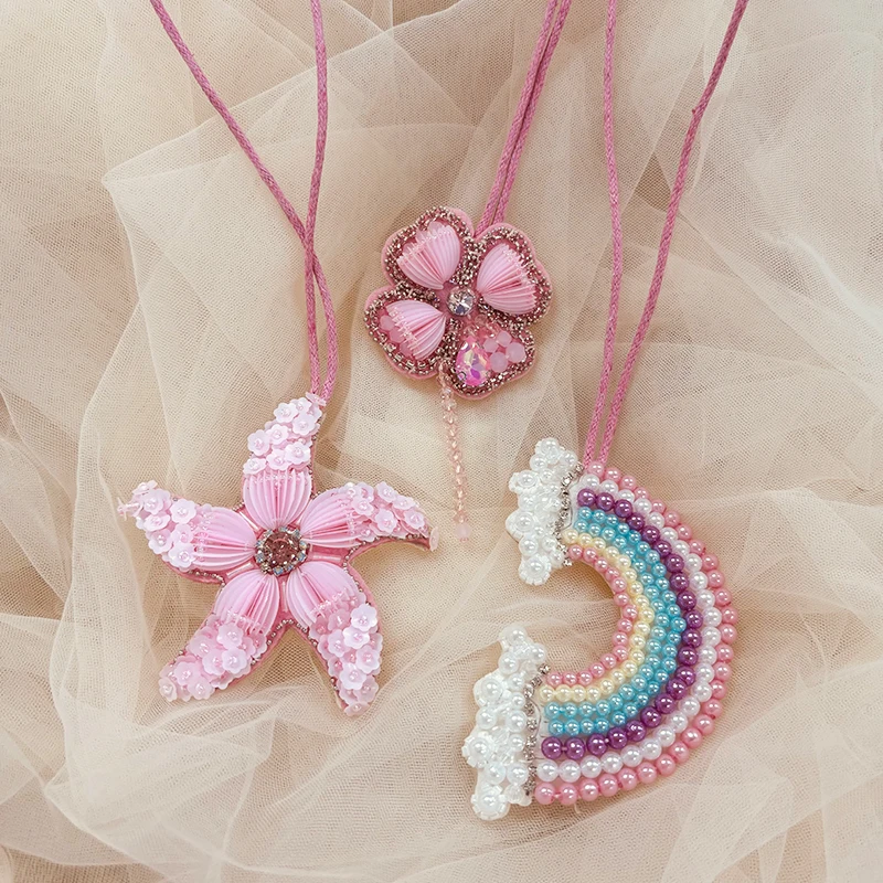 Parche 3D cuentas flores arcoíris perlas lentejuelas para bolsa y ropa - imagen 2