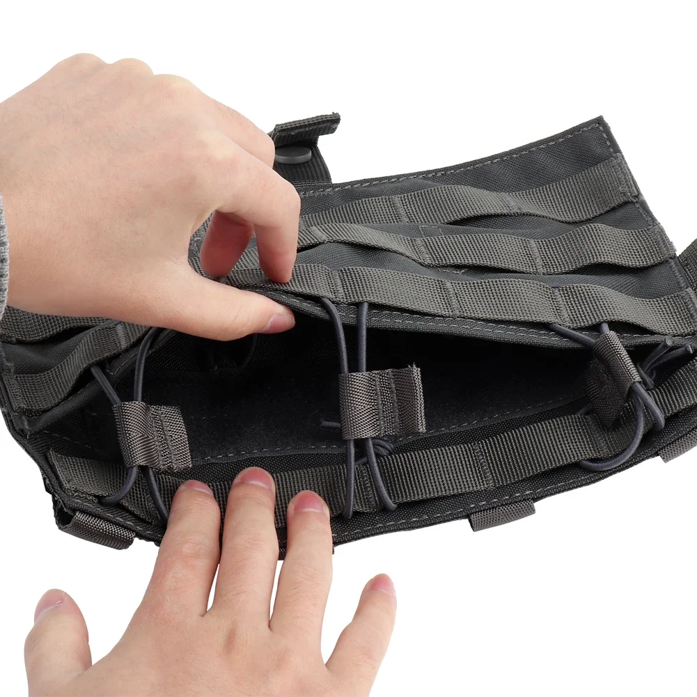Detalle de sujeción y sistema modular MOLLE