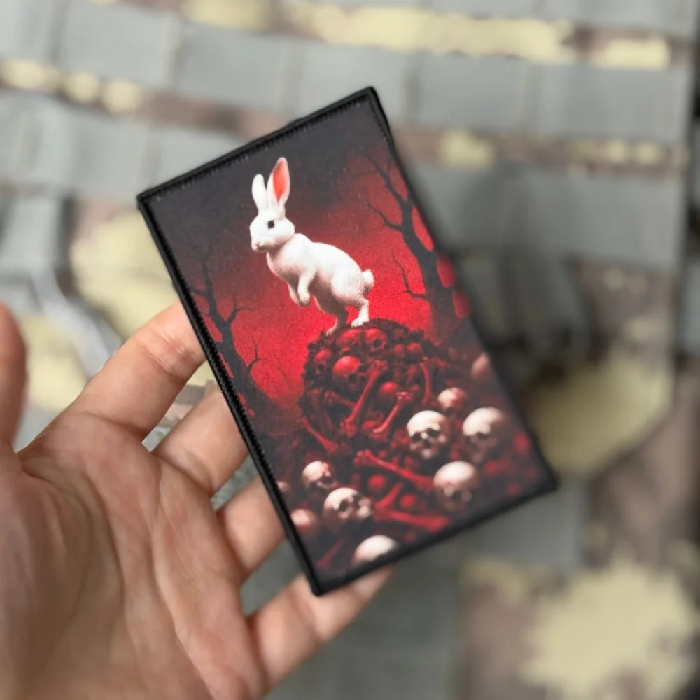 Devil Rabbit Morale Parche táctico impreso con gancho y bucle
