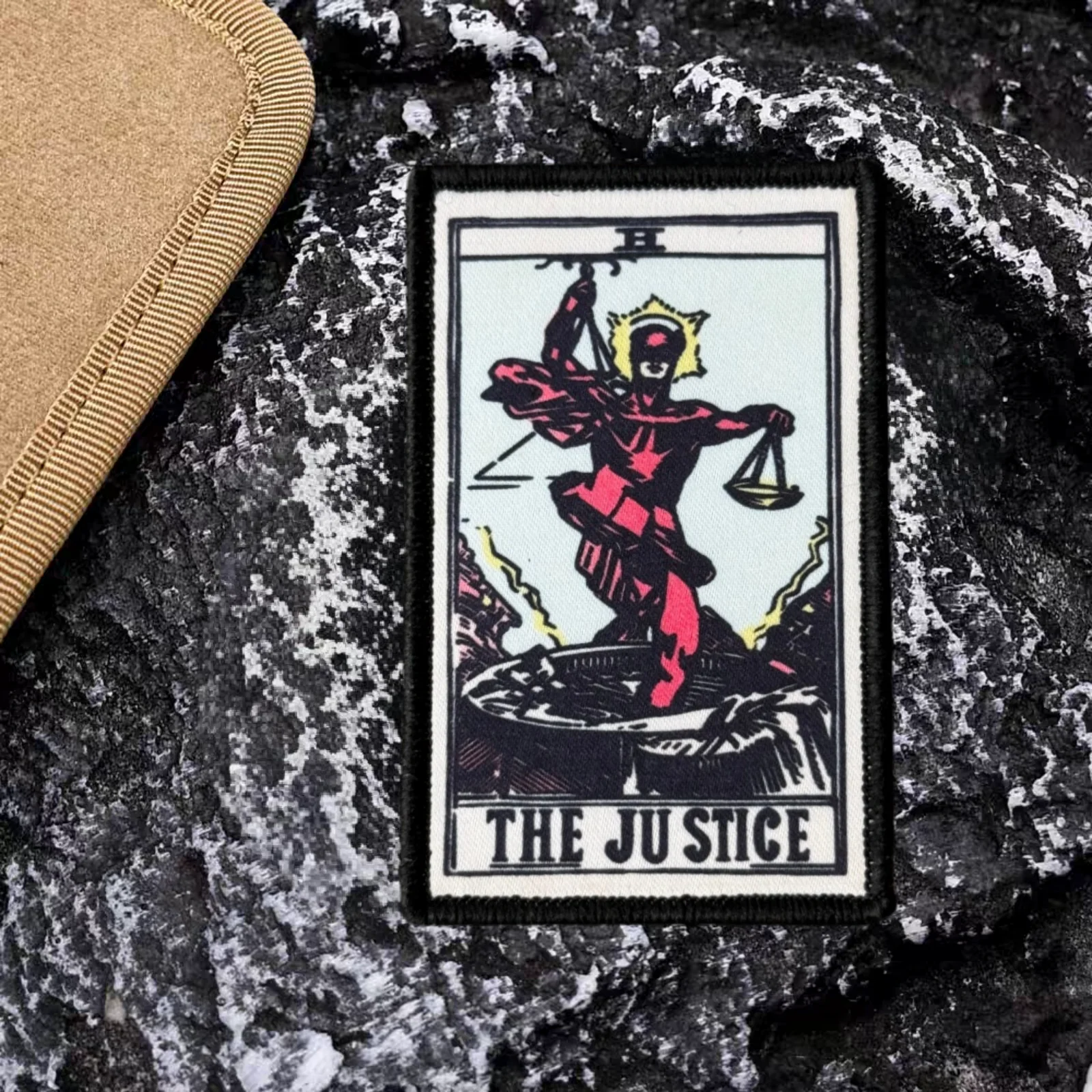 Parche de tarot La Justicia con velcro para chaleco táctico - imagen 5