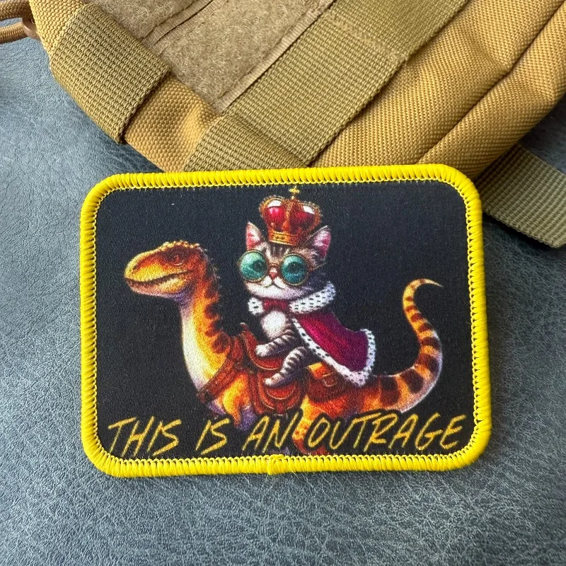 Parche táctico velcro gato y dinosaurio frase Esto es una broma - imagen 2
