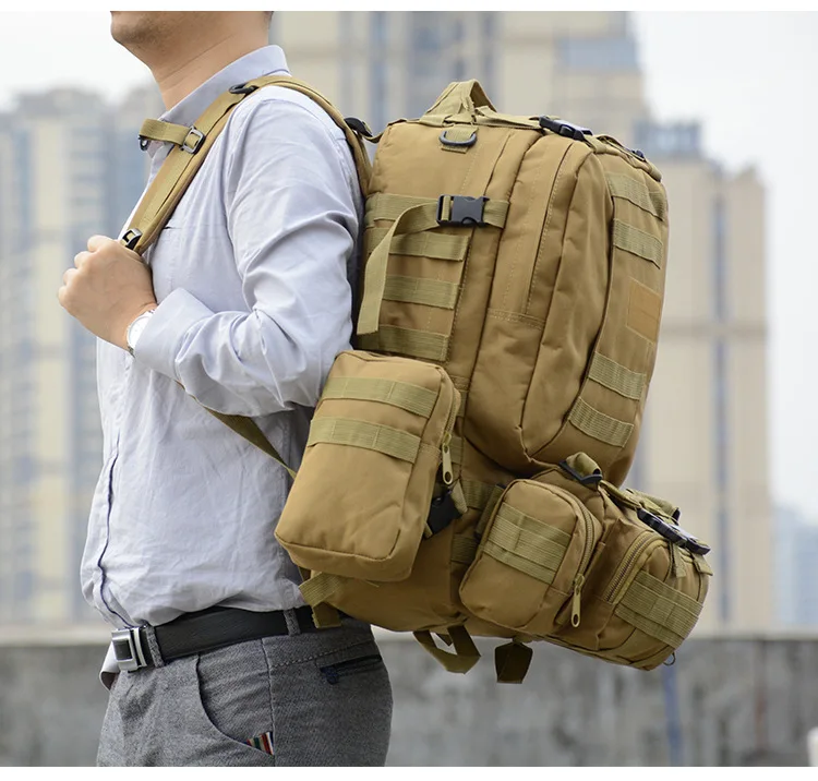 Mochila camuflada para excursiones y salidas de campo