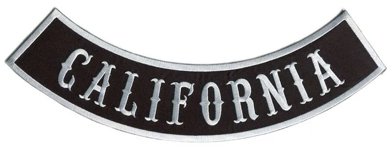 Detalle de parche tipo insignia para ropa