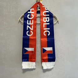 Bufanda bandera checa satén doble cara con flecos