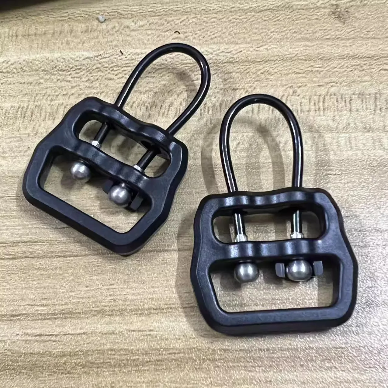 Hebilla liberación rápida de acero para correas tácticas negras - imagen 3