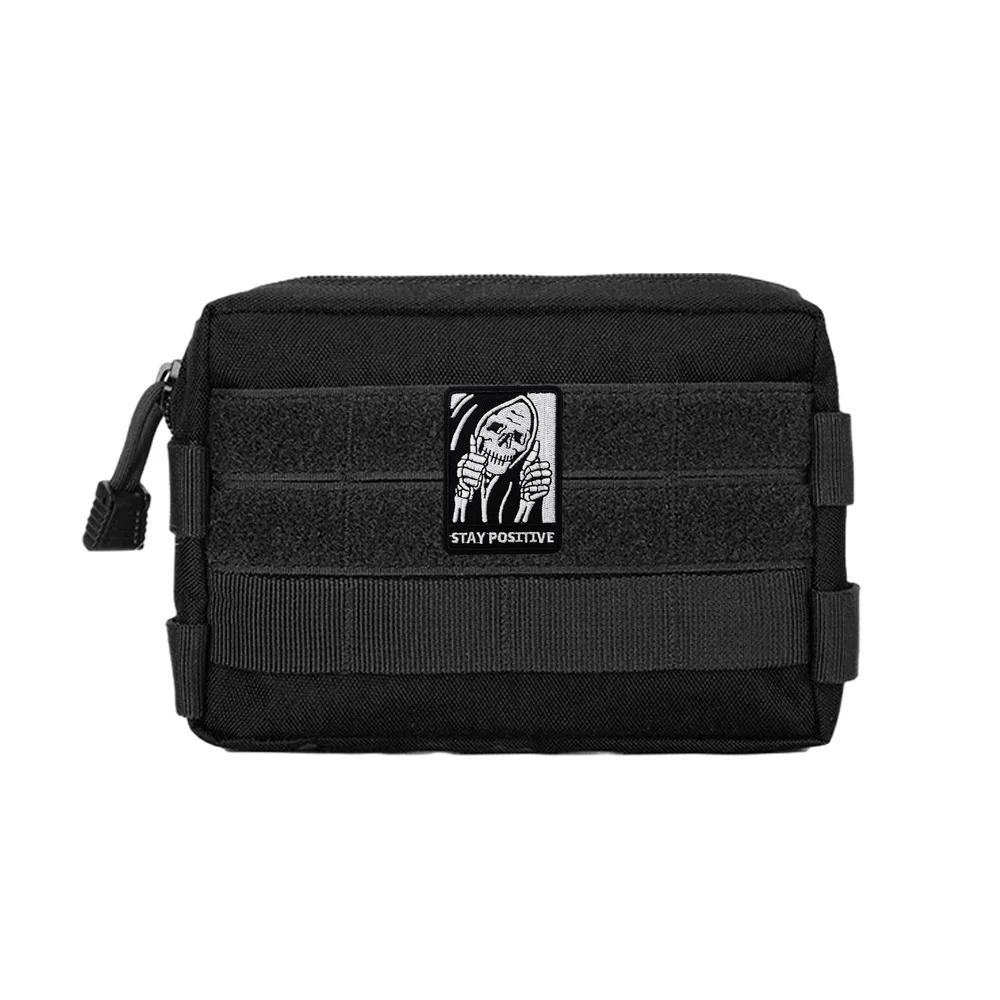 Parche moral Stay Positive Skull – Velcro táctico para MOLLE - imagen 4