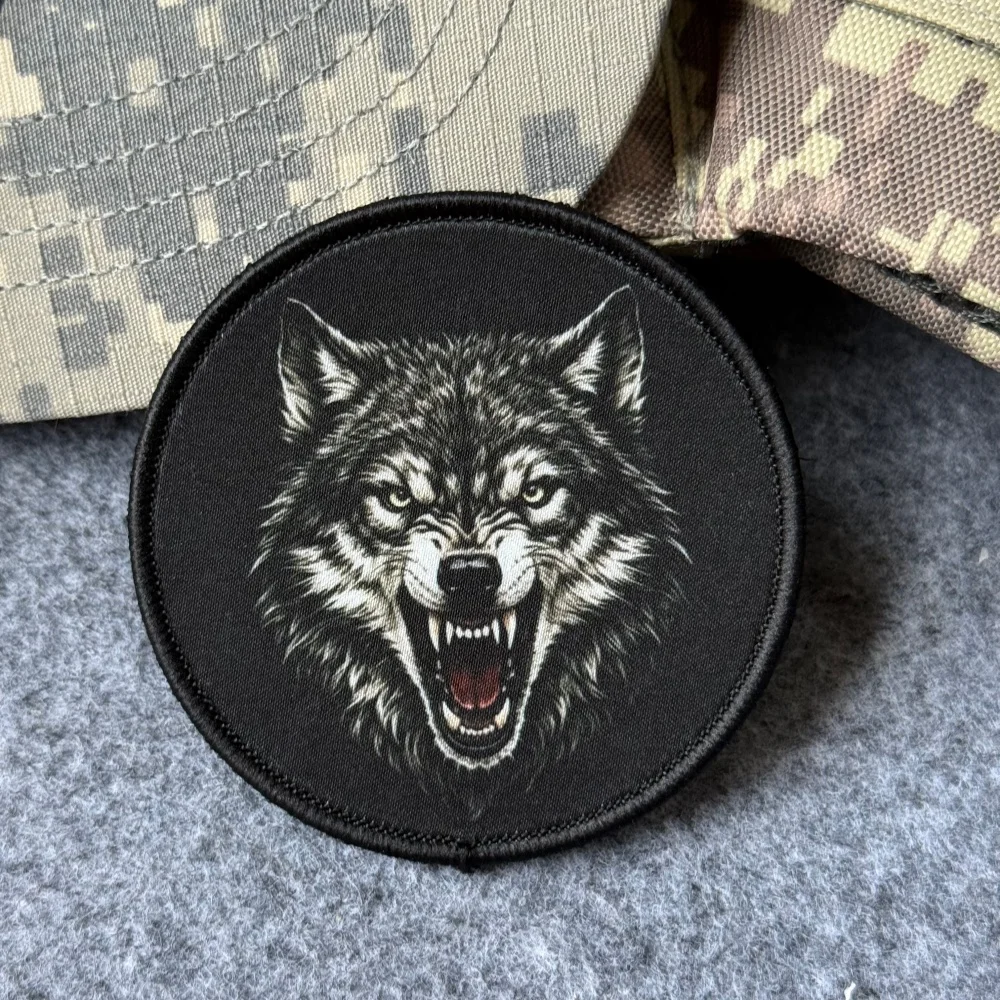Parche táctico morale lobo chevron velcro para mochila - imagen 5