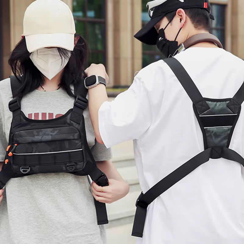 Bolsa pectoral táctica ligera reflectante para correr y senderismo - imagen 4
