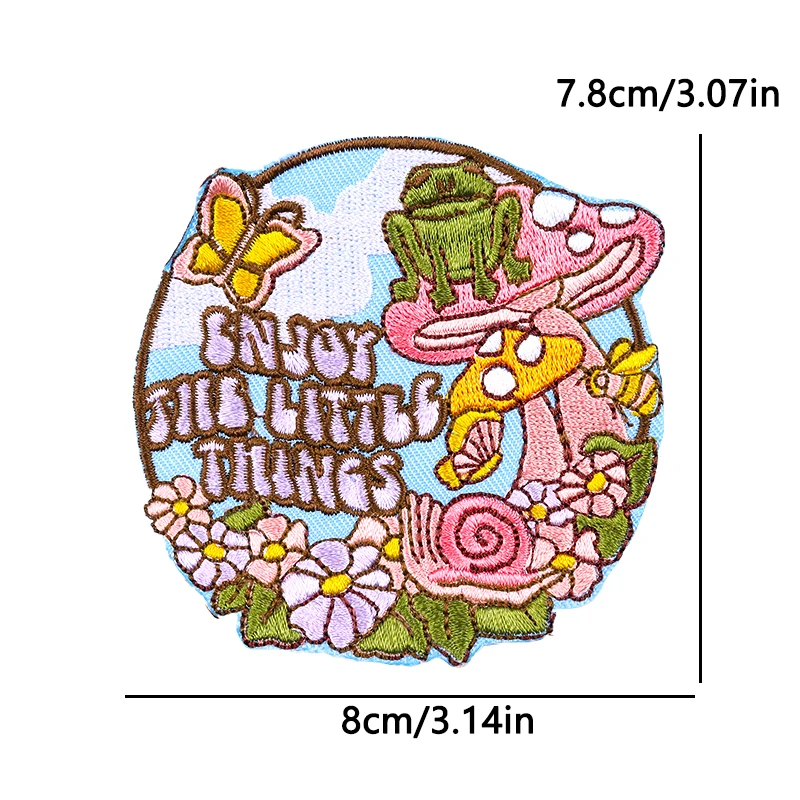 Detalle de parches trippy para estética hippie