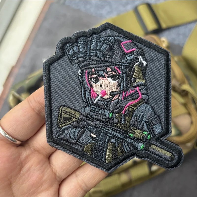 Parche táctico bordado chica militar moral con gancho y bucle - imagen 3