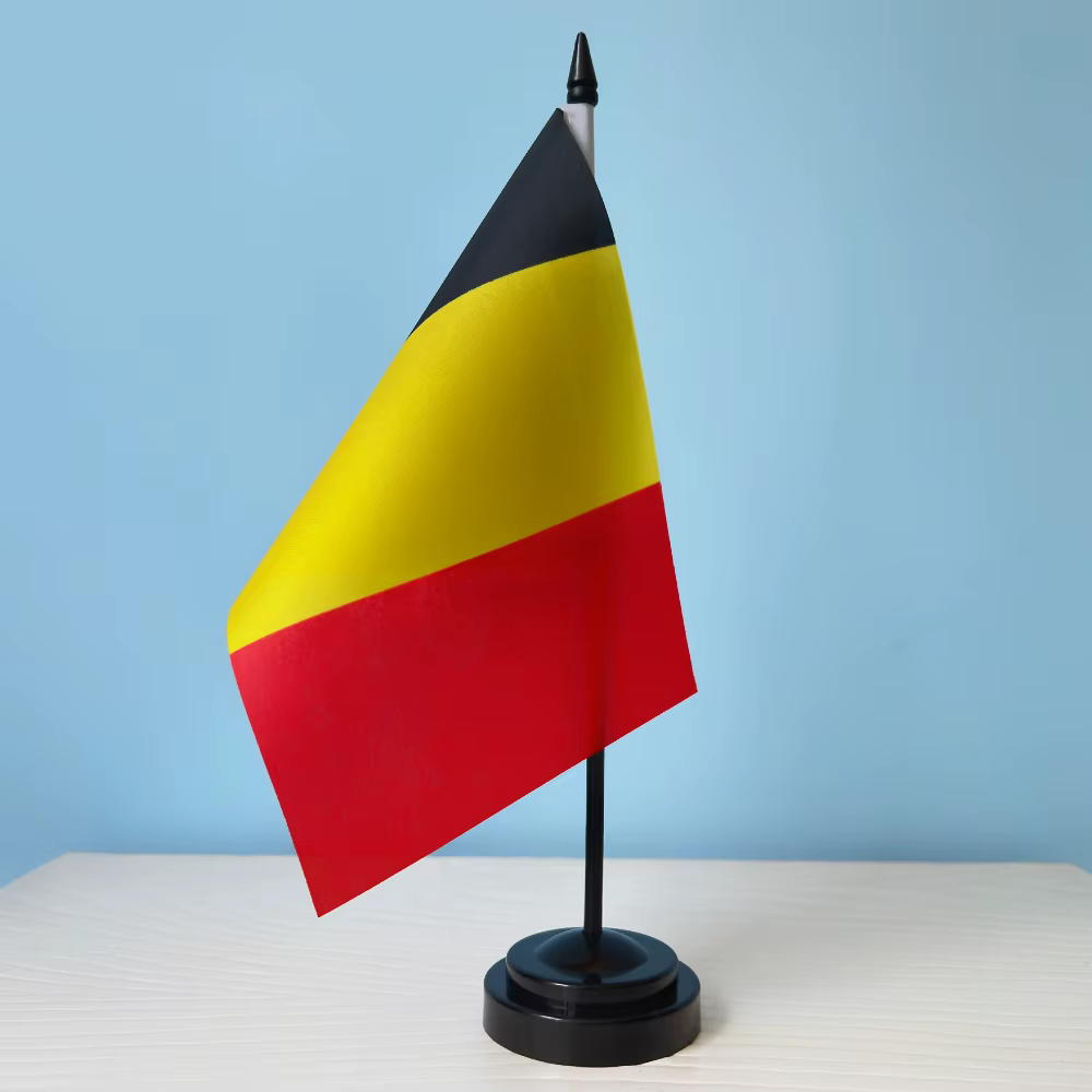 Bandera nacional Bélgica miniatura para escritorio con poste