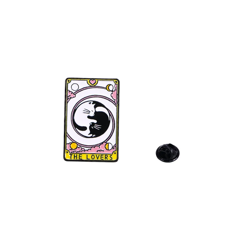 Pin esmaltado de tarot Luna Sol con gato lobo - imagen 4