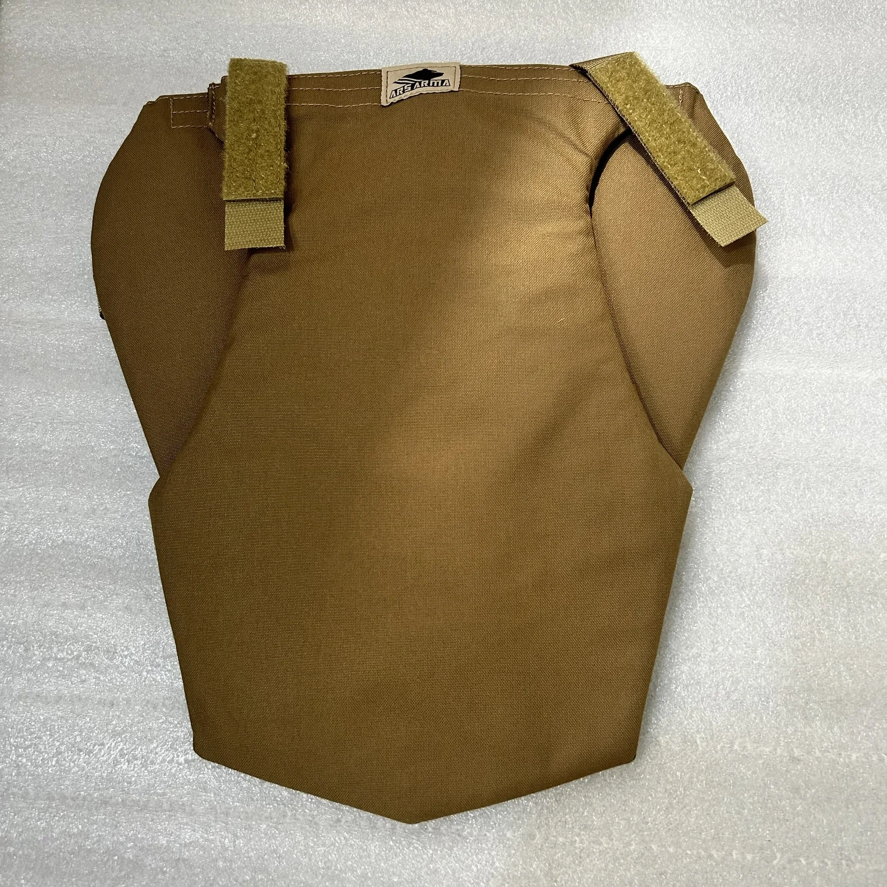 Detalle del protector de groina ajustable