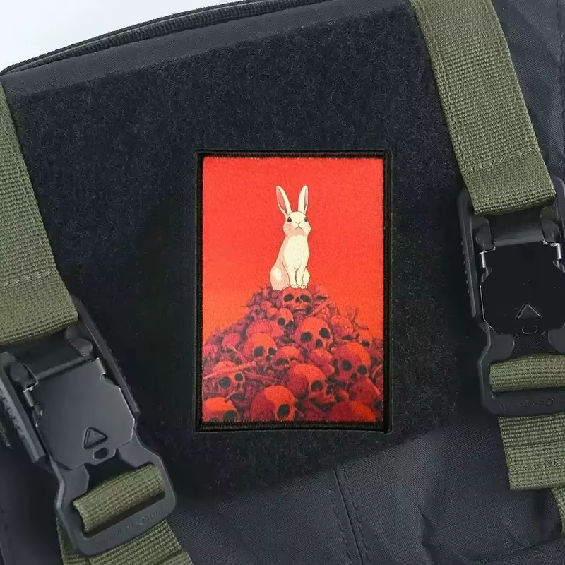 Parche táctico conejo esqueleto – Insignia de moral militar - imagen 5