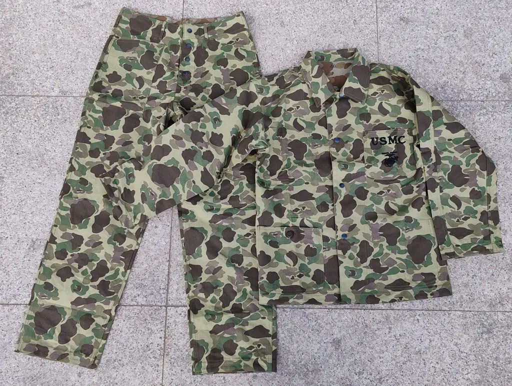 Chaqueta de camuflaje y aspecto de uniforme
