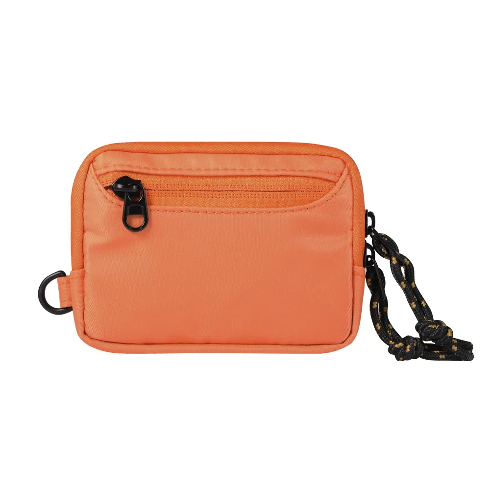 Vista posterior de la bolsa EDC cerrada