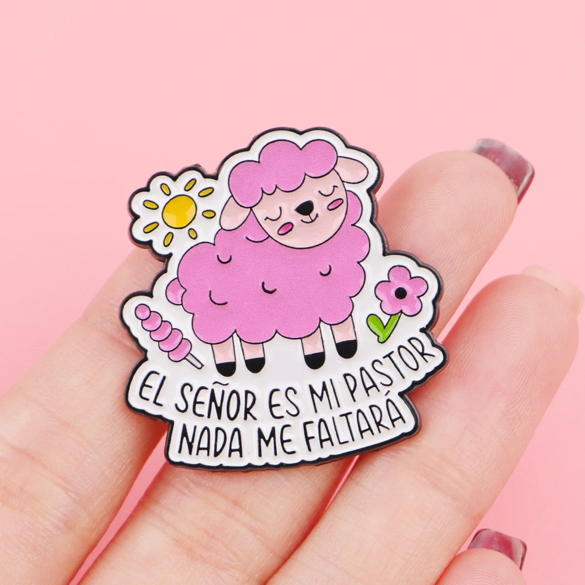 Pin kawaii con diseño tierno y mensaje