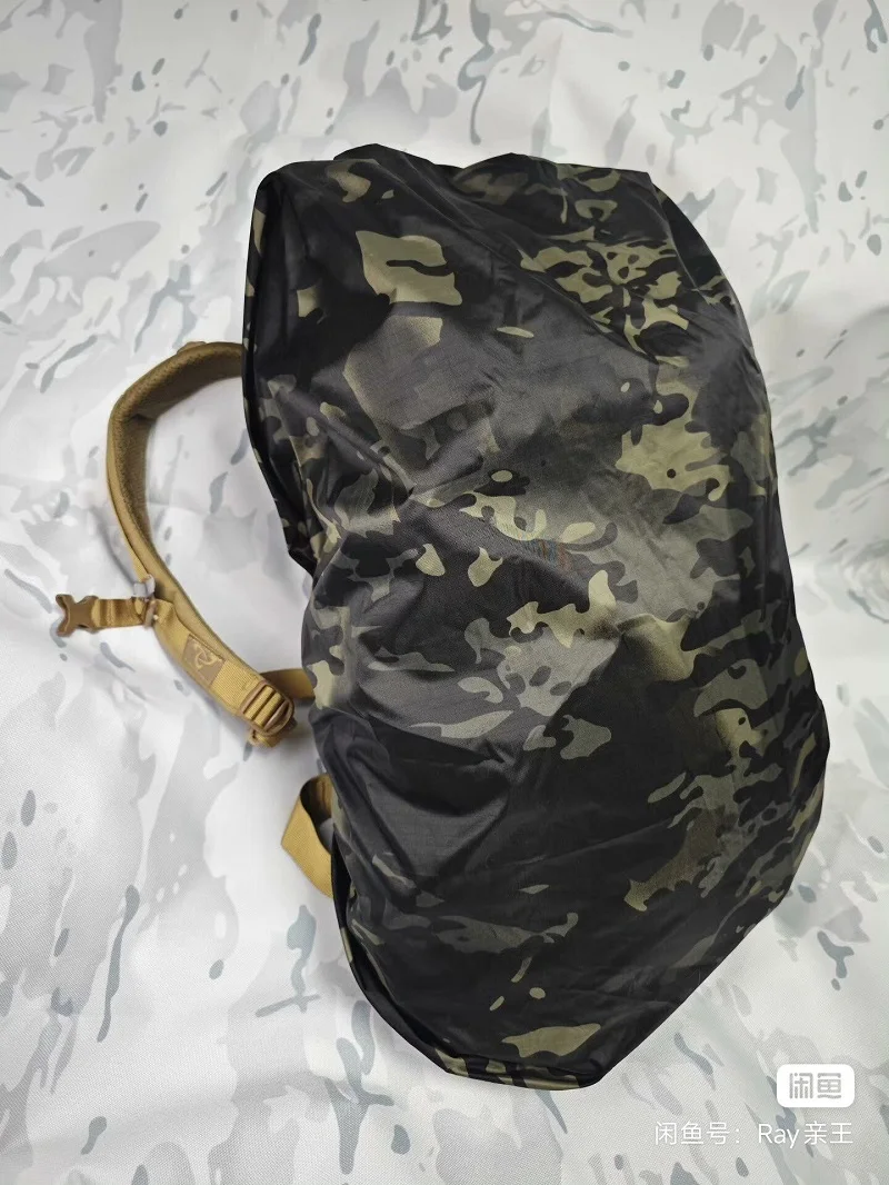 Funda impermeable y antipolvo para mochila táctica outdoor ripstop - imagen 2
