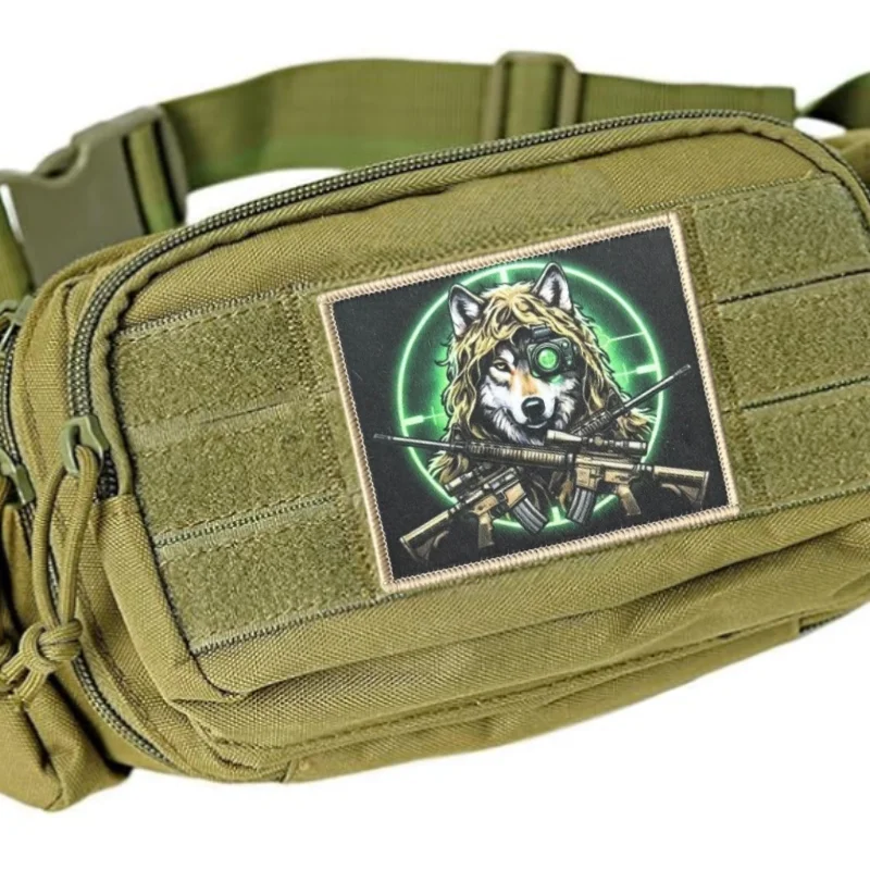 Twin Guns Parche táctico de lobo con cierre velcro